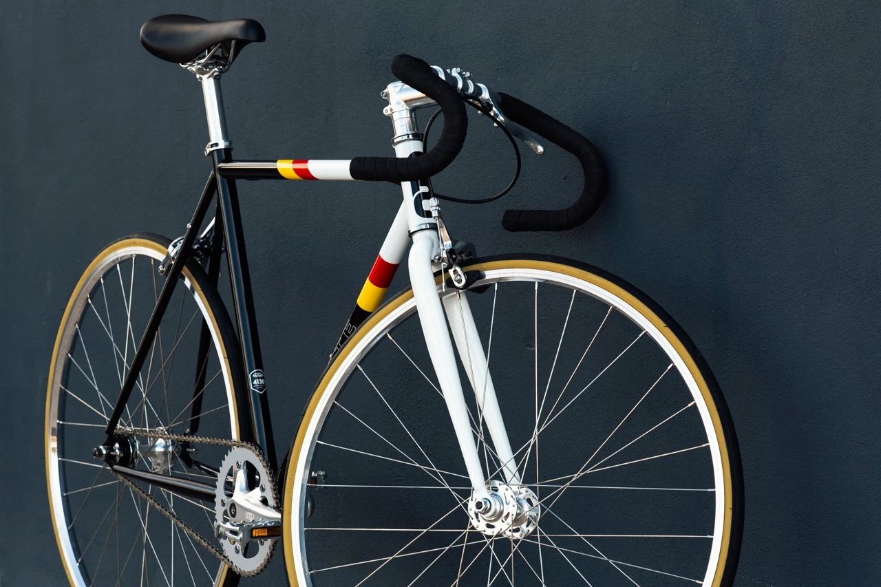 FIXED & SINGLE SPEED State Bicycle – 4130 Core-Line – Van Damme 18 FIXED & SINGLE SPEED State Bicycle – 4130 Core-Line – Van Damme – Image 18