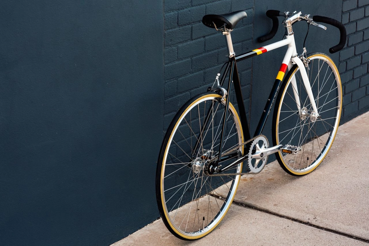 FIXED & SINGLE SPEED State Bicycle – 4130 Core-Line – Van Damme 20 FIXED & SINGLE SPEED State Bicycle – 4130 Core-Line – Van Damme – Image 20